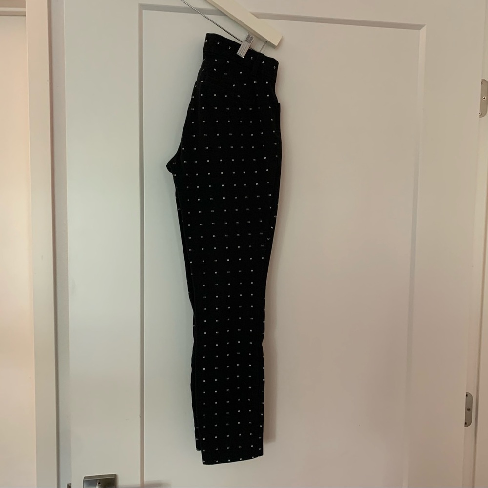 Gap size 0 regular pants signature skinny ankle in black